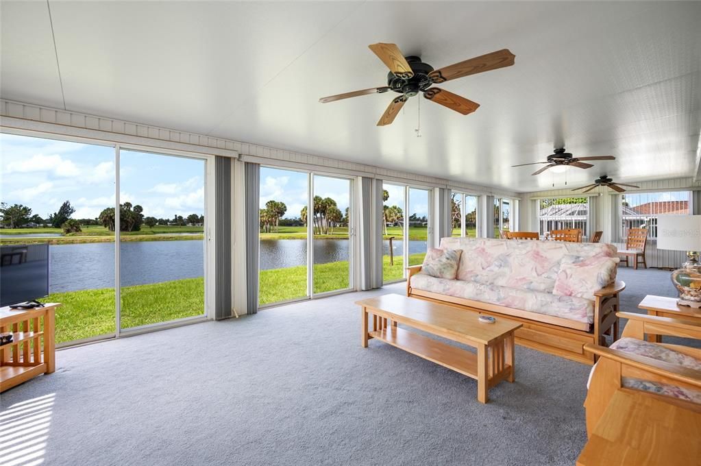 合同活跃: $300,000 (2 贝兹, 2 浴室, 2067 平方英尺)