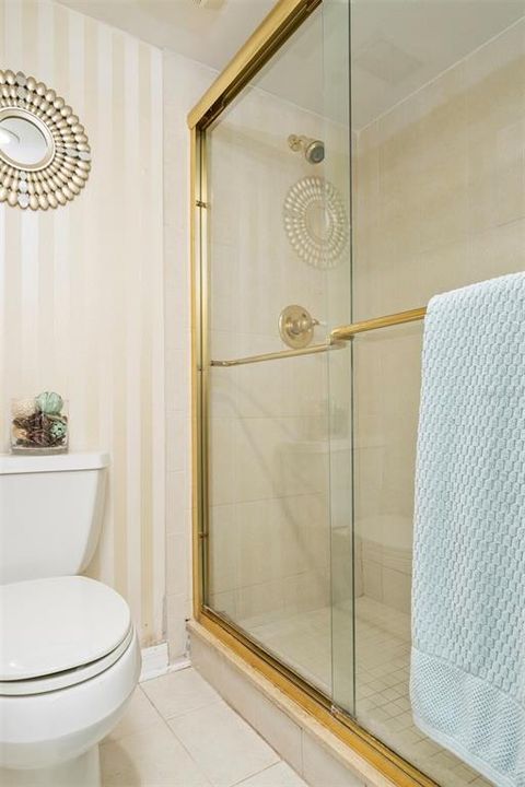 For Rent: $2,400 (2 beds, 2 baths, 1025 Square Feet)