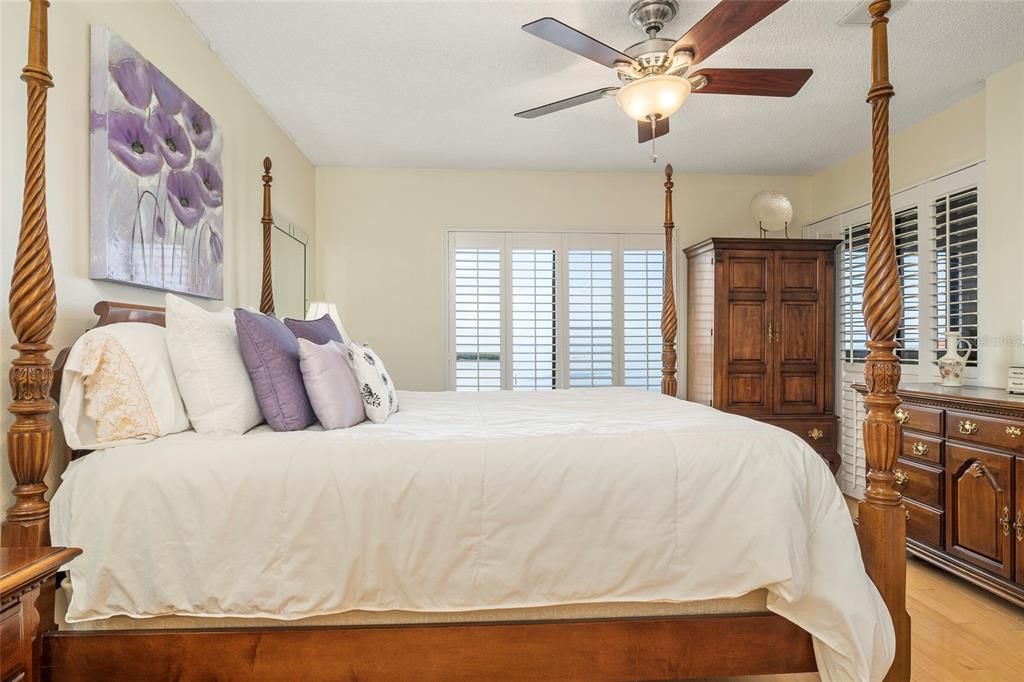 For Rent: $2,400 (2 beds, 2 baths, 1025 Square Feet)