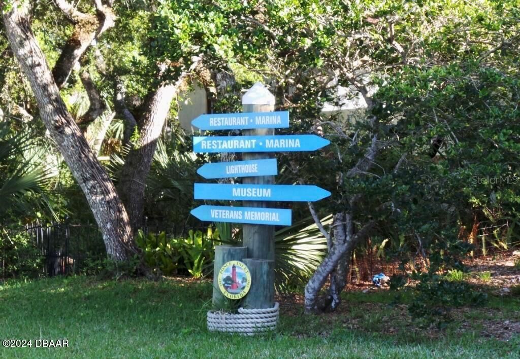 For Sale: $298,000 (0.19 acres)