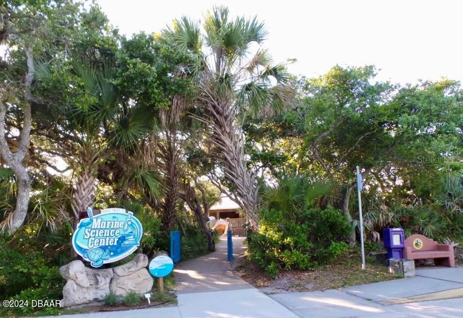 For Sale: $298,000 (0.19 acres)