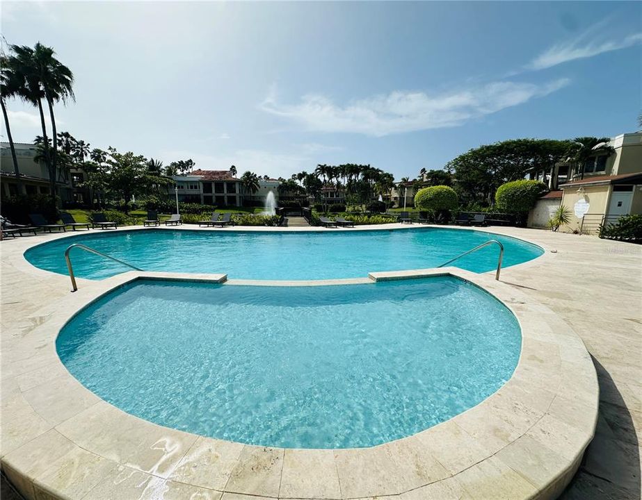 For Rent: $4,800 (3 beds, 3 baths, 1100 Square Feet)