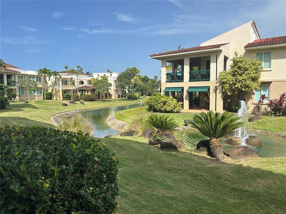 For Rent: $4,800 (3 beds, 3 baths, 1100 Square Feet)