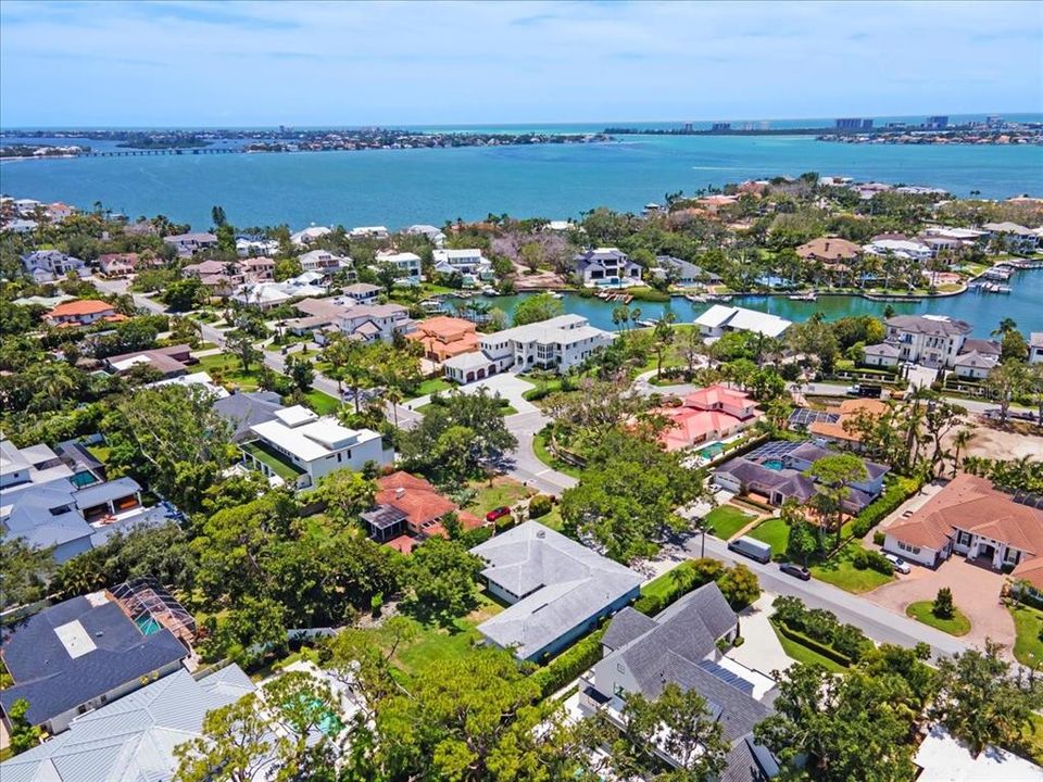 For Sale: $1,870,000 (4 beds, 4 baths, 3302 Square Feet)