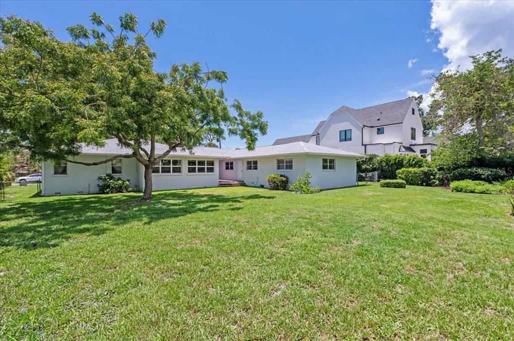 For Sale: $1,870,000 (4 beds, 4 baths, 3302 Square Feet)