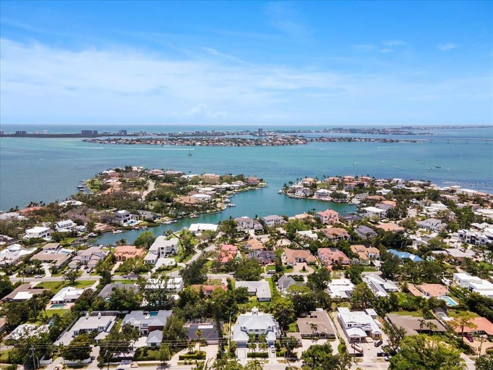 For Sale: $1,870,000 (4 beds, 4 baths, 3302 Square Feet)