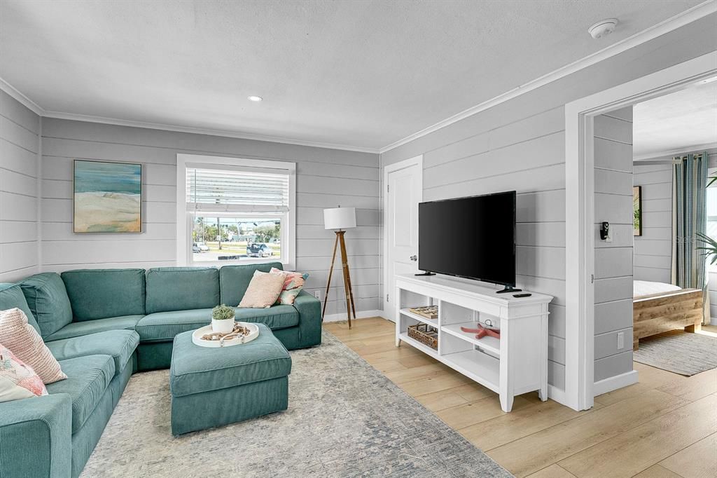 Под контрактом: $2,900,000 (5 спален, 0 ванн, 3354 Квадратных фут)