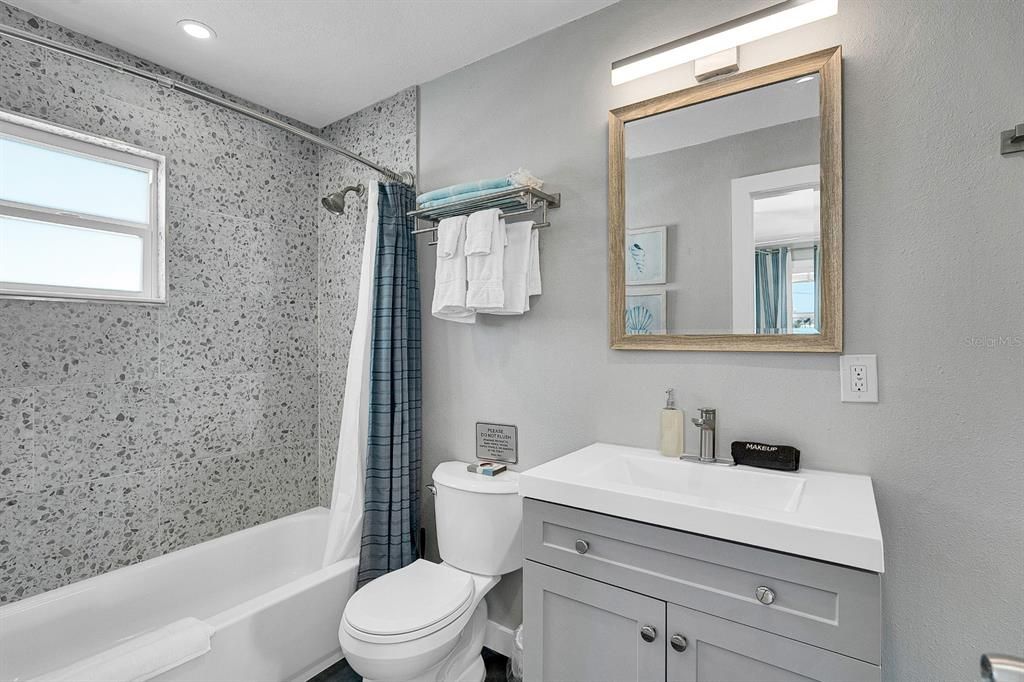 Под контрактом: $2,900,000 (5 спален, 0 ванн, 3354 Квадратных фут)