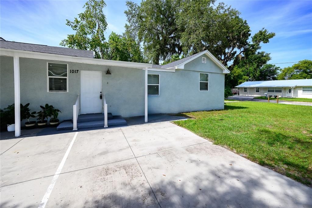 For Rent: $1,600 (2 beds, 1 baths, 960 Square Feet)