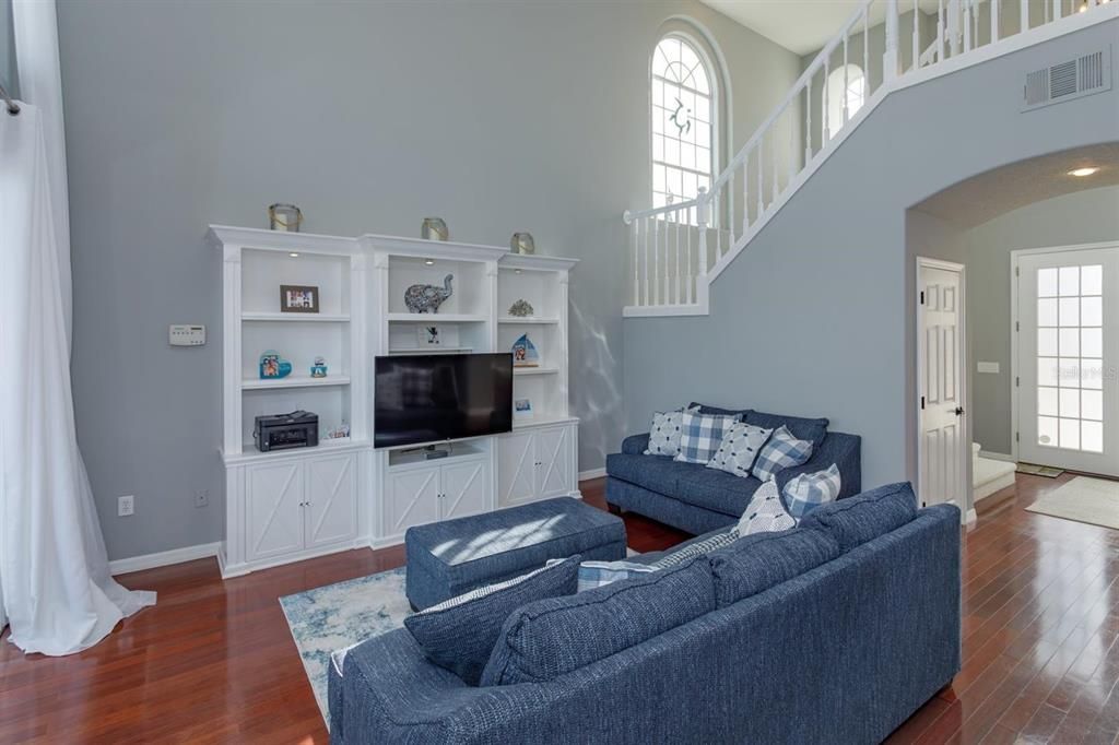 Active With Contract: $3,395 (4 beds, 2 baths, 2829 Square Feet)