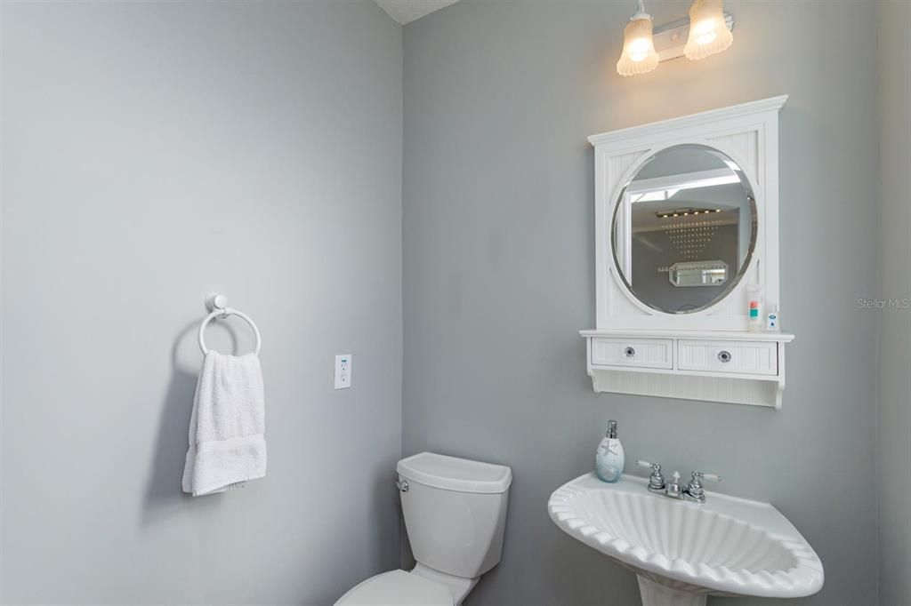 Active With Contract: $3,395 (4 beds, 2 baths, 2829 Square Feet)