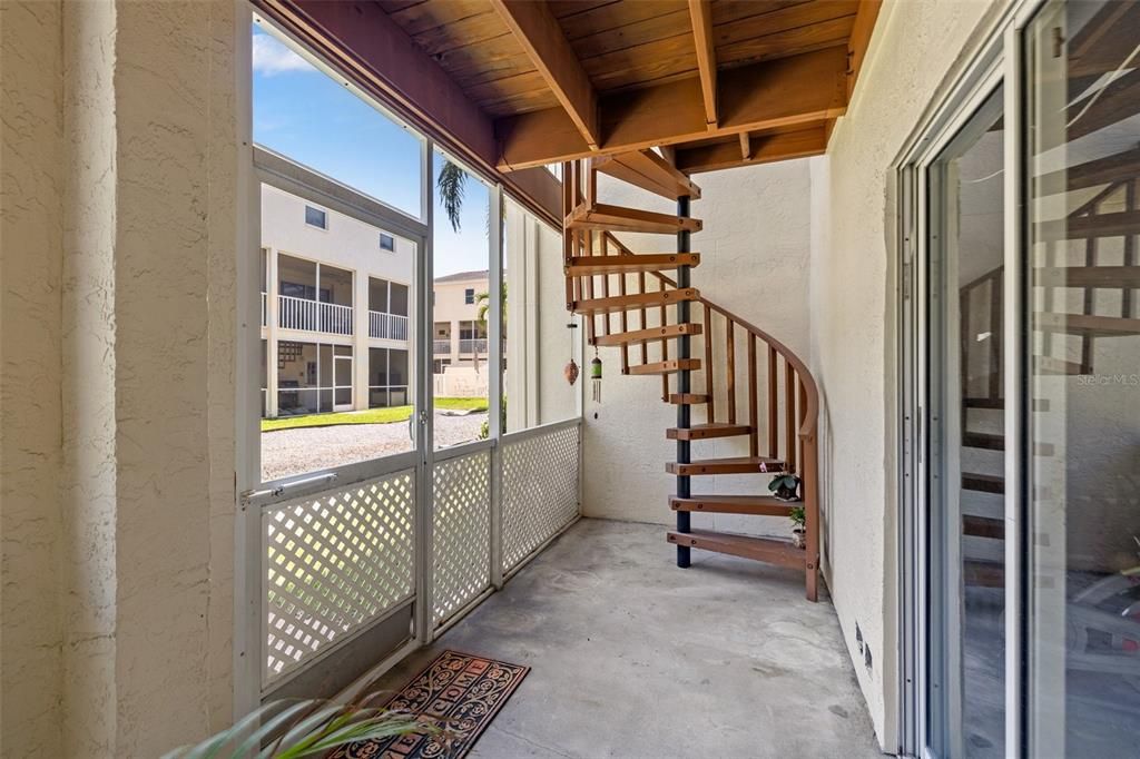 待售: $499,000 (2 贝兹, 2 浴室, 1950 平方英尺)