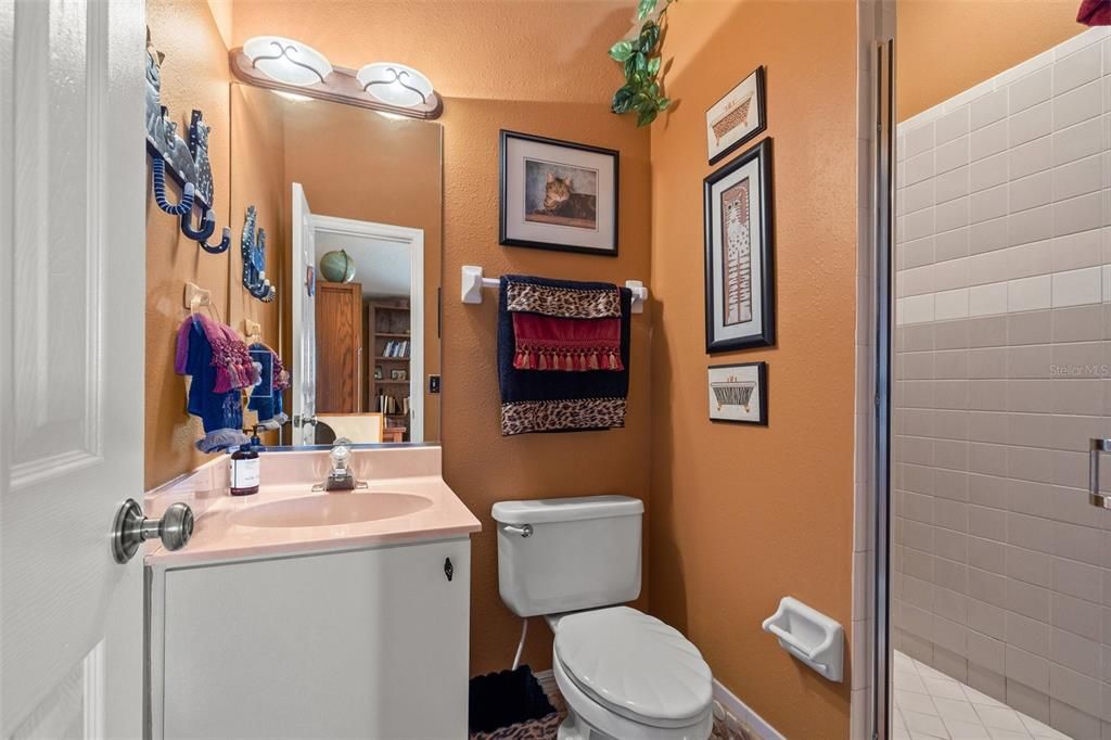 待售: $499,000 (2 贝兹, 2 浴室, 1950 平方英尺)