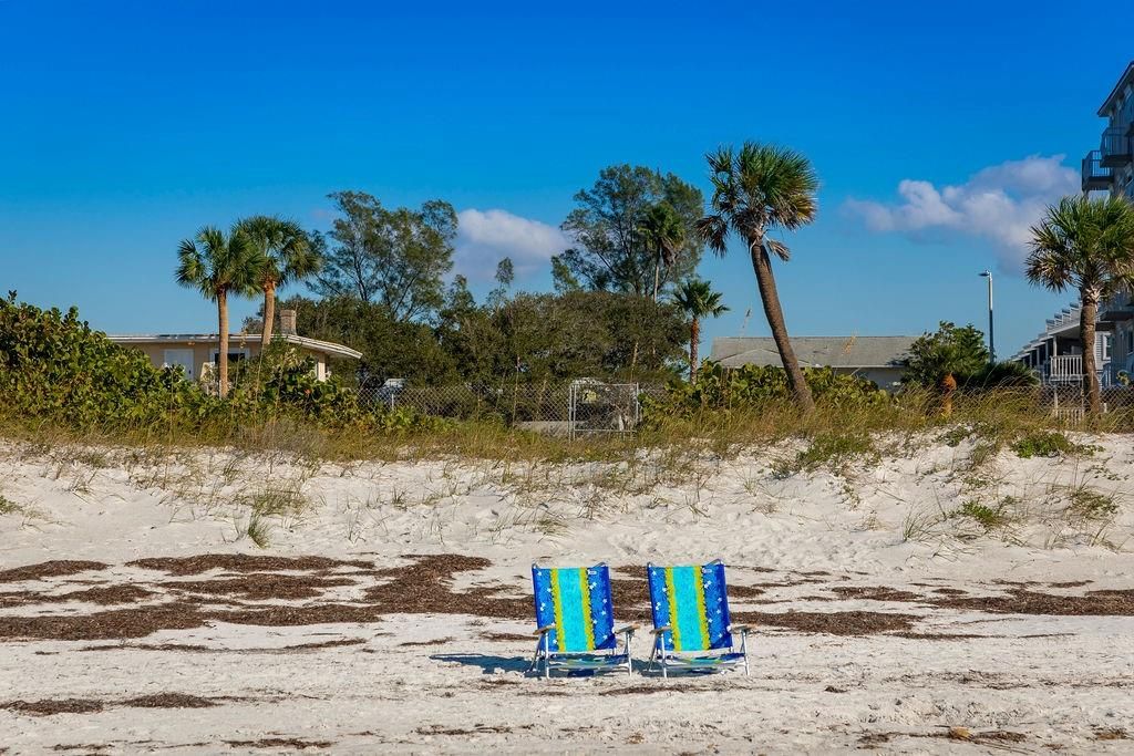 待售: $7,695,000 (0.58 acres)