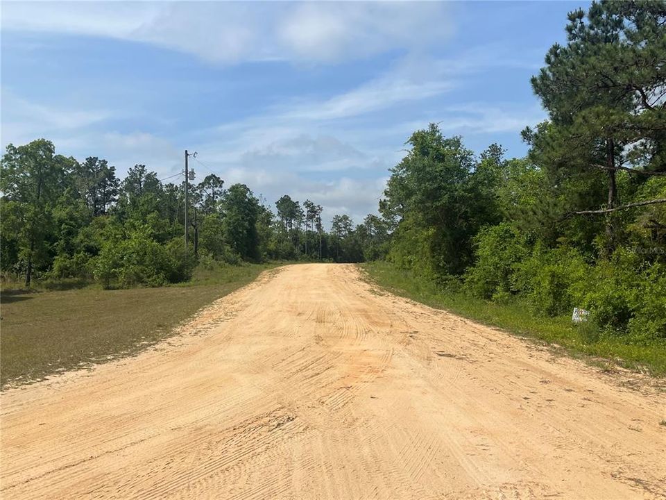 待售: $13,200 (0.98 acres)
