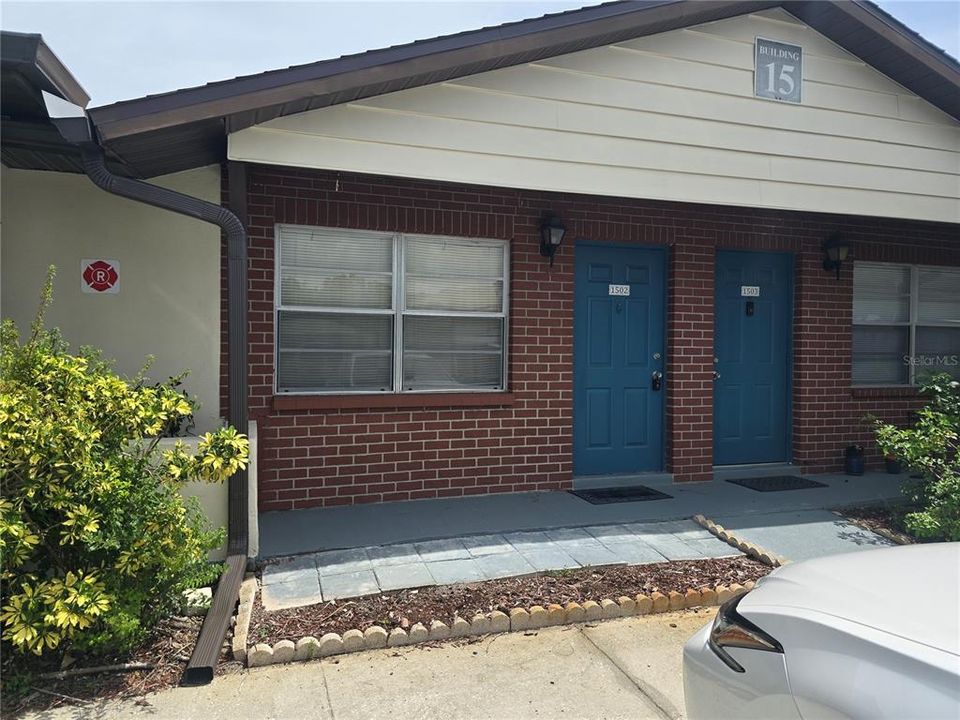 最近租的: $1,300 (1 贝兹, 1 浴室, 593 平方英尺)