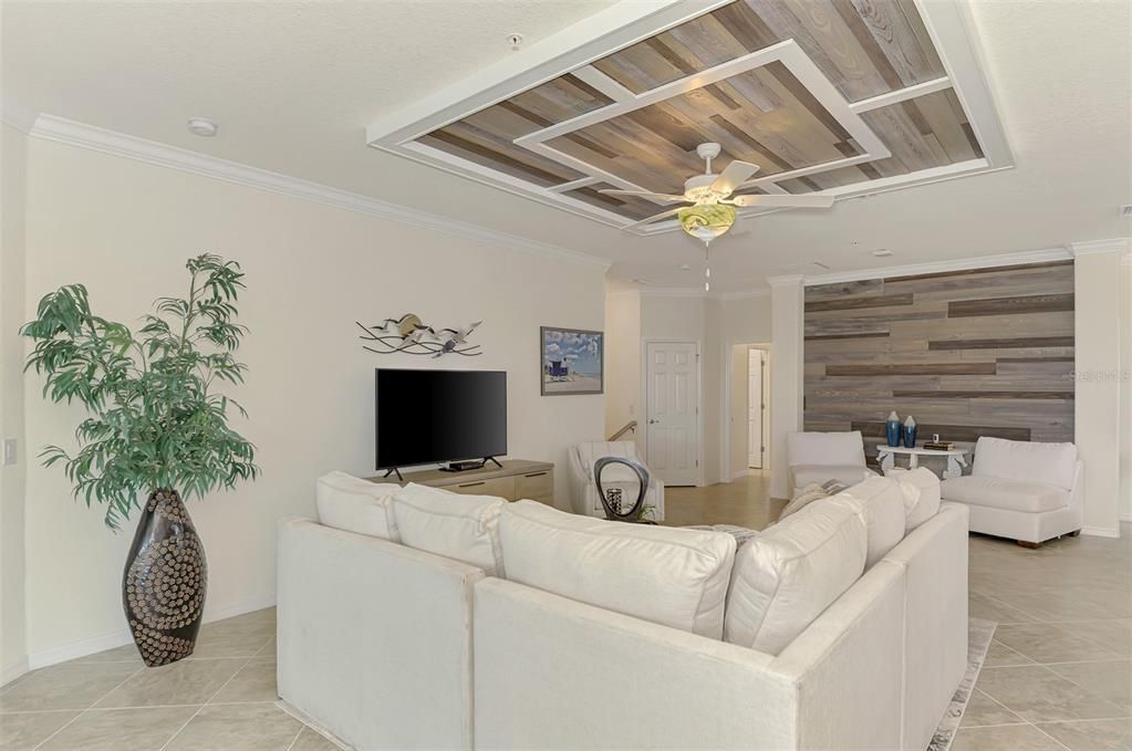 待售: $439,000 (3 贝兹, 2 浴室, 2187 平方英尺)