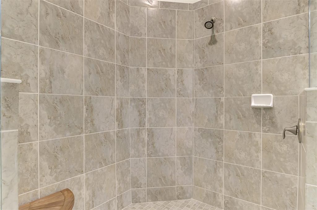 待售: $439,000 (3 贝兹, 2 浴室, 2187 平方英尺)