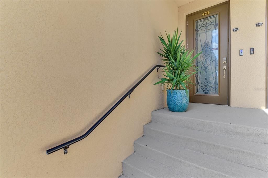 待售: $439,000 (3 贝兹, 2 浴室, 2187 平方英尺)