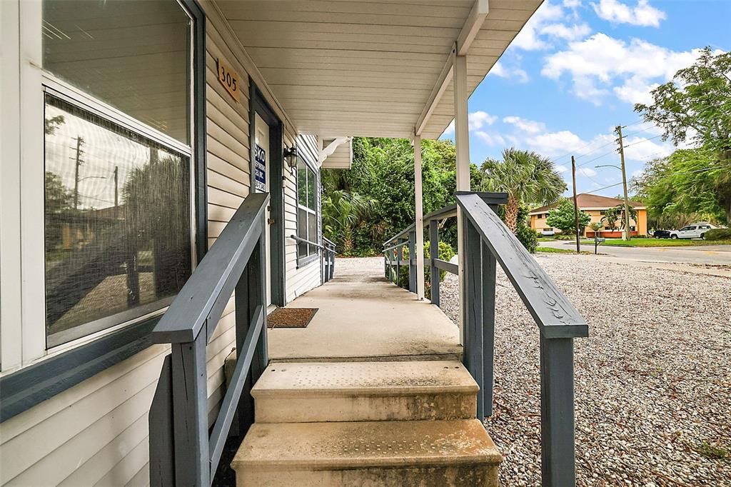 For Sale: $589,900 (0 beds, 0 baths, 2412 Square Feet)