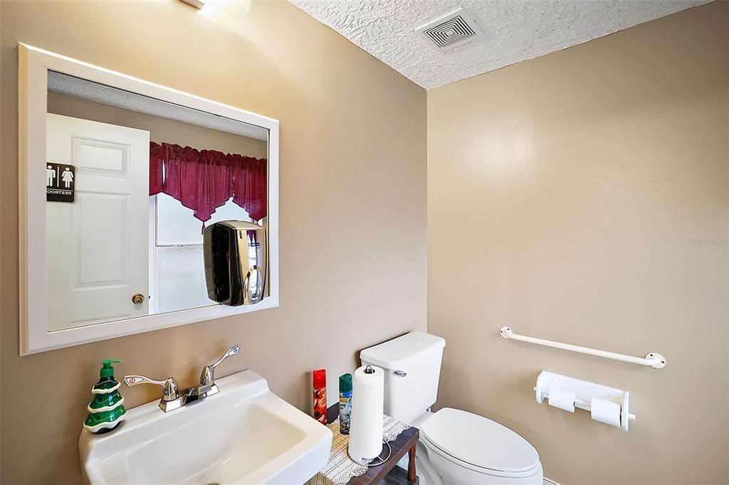 For Sale: $589,900 (0 beds, 0 baths, 2412 Square Feet)