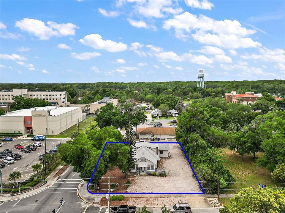 For Sale: $589,900 (0 beds, 0 baths, 2412 Square Feet)