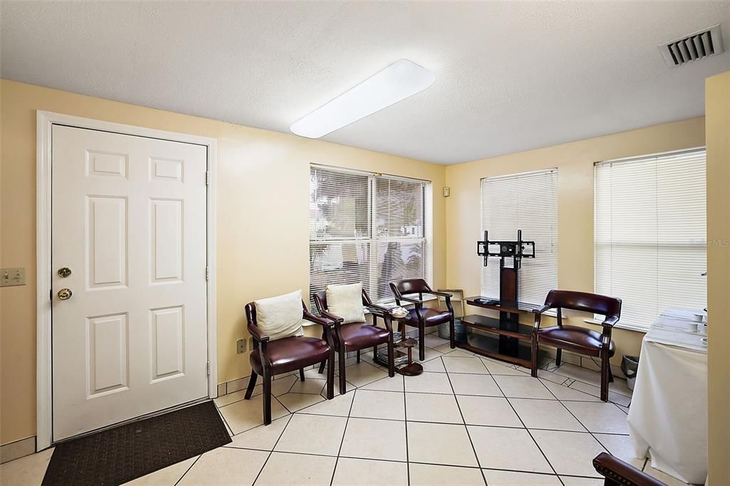 For Sale: $589,900 (0 beds, 0 baths, 2412 Square Feet)