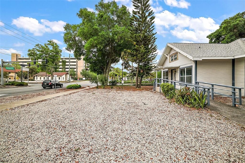 For Sale: $589,900 (0 beds, 0 baths, 2412 Square Feet)