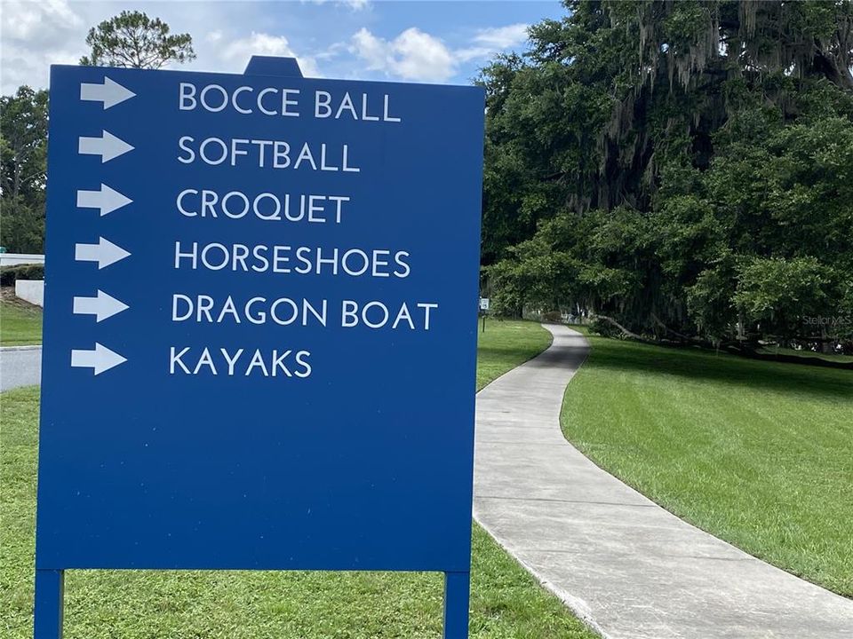 На продажу: $172,931 (2 спален, 2 ванн, 1372 Квадратных фут)