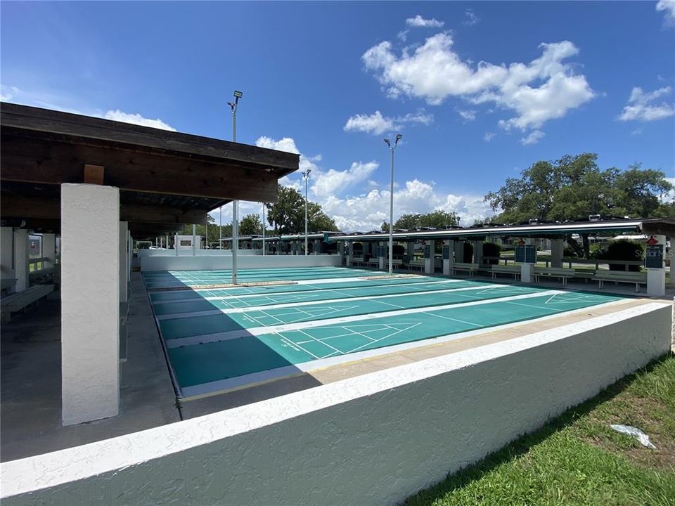 На продажу: $172,931 (2 спален, 2 ванн, 1372 Квадратных фут)