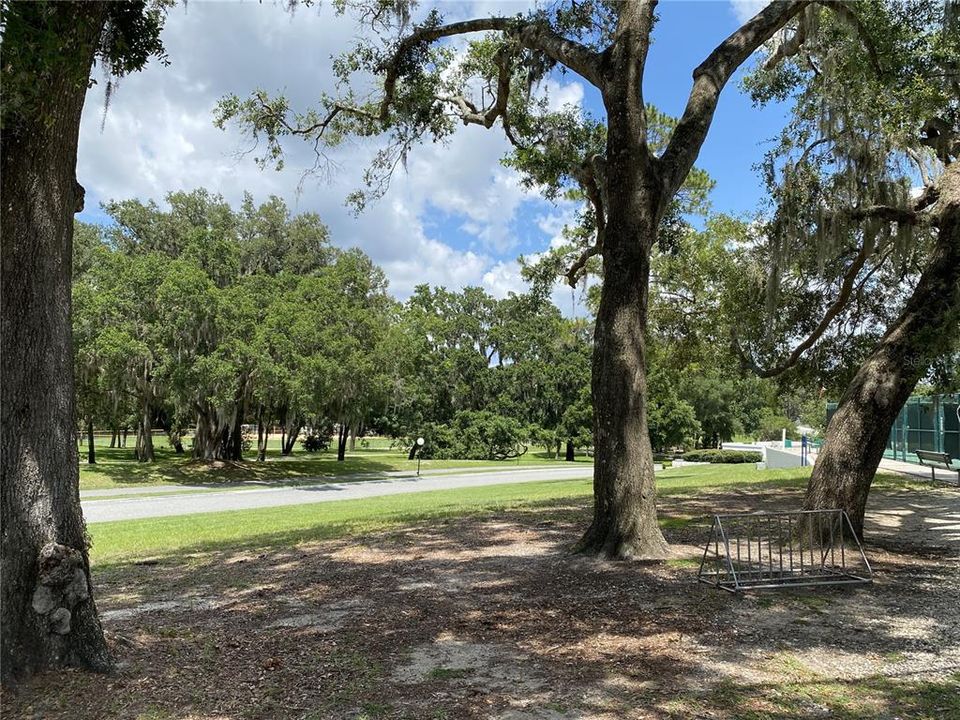 На продажу: $172,931 (2 спален, 2 ванн, 1372 Квадратных фут)