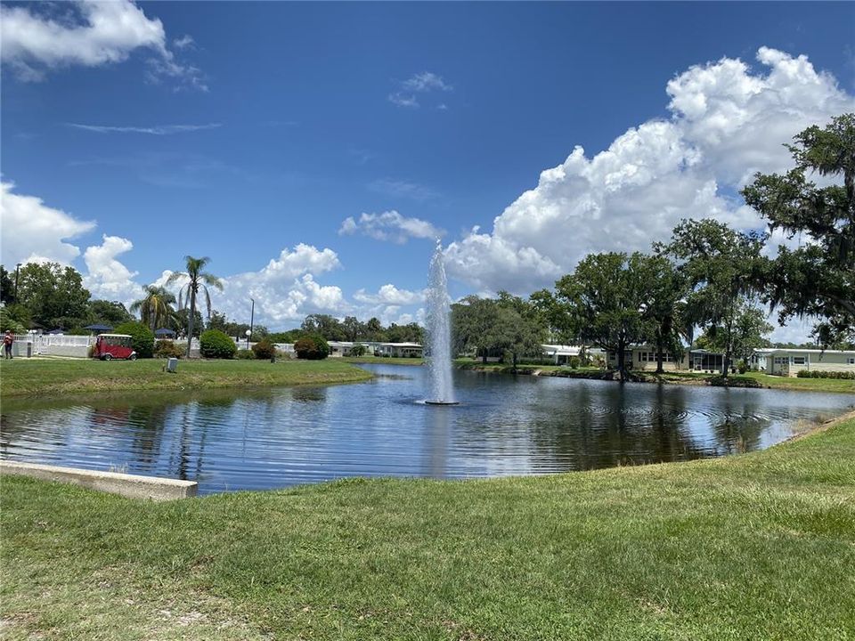 На продажу: $172,931 (2 спален, 2 ванн, 1372 Квадратных фут)