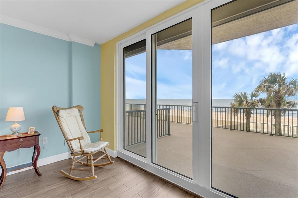 待售: $585,000 (2 贝兹, 2 浴室, 1395 平方英尺)