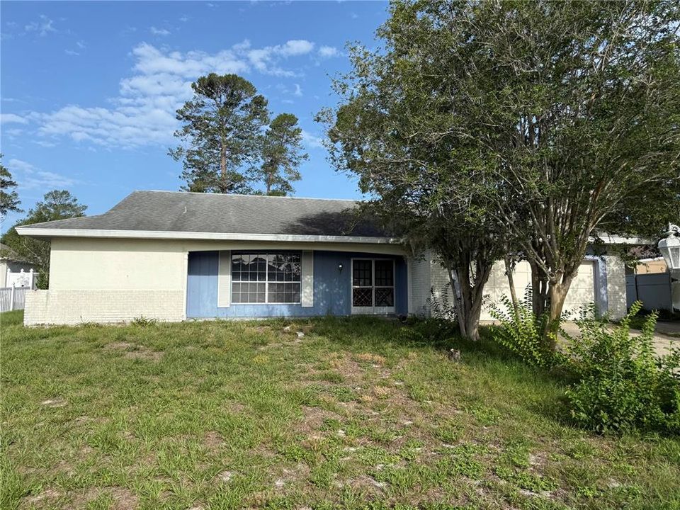 Recently Sold: $185,000 (2 beds, 2 baths, 1494 Square Feet)