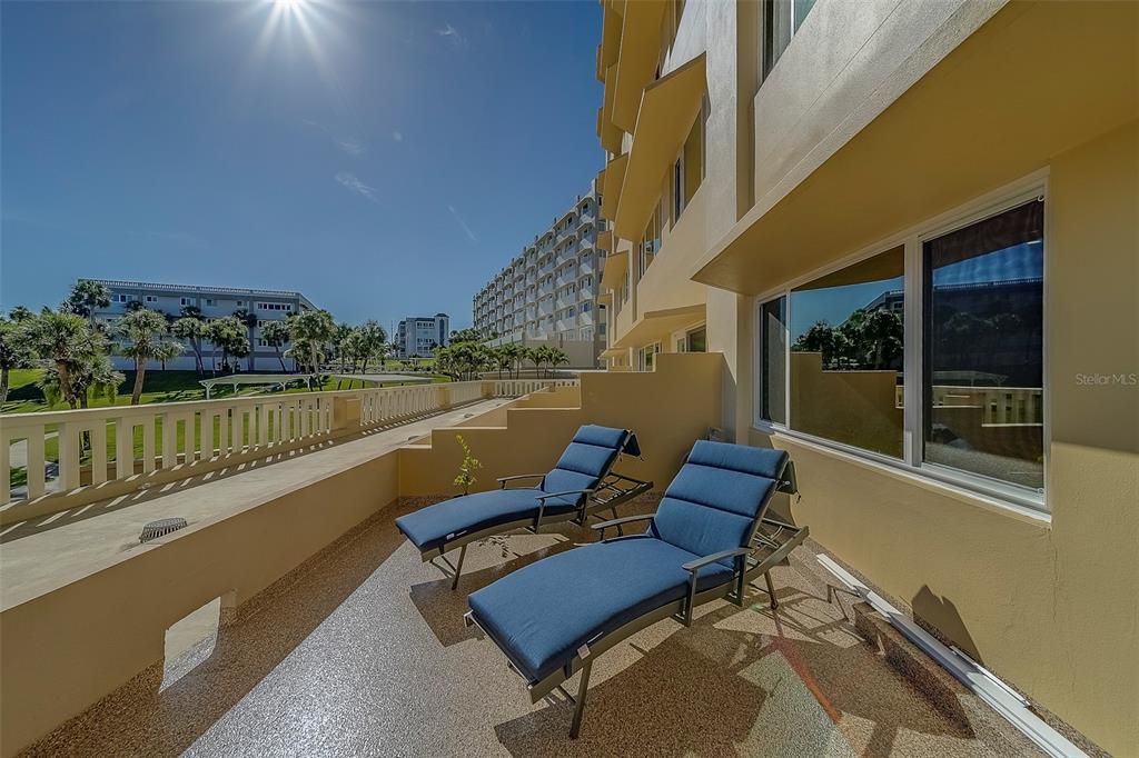 出租: $3,900 (2 贝兹, 2 浴室, 1630 平方英尺)