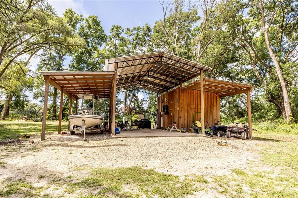 Active With Contract: $475,000 (3 beds, 2 baths, 1716 Square Feet)