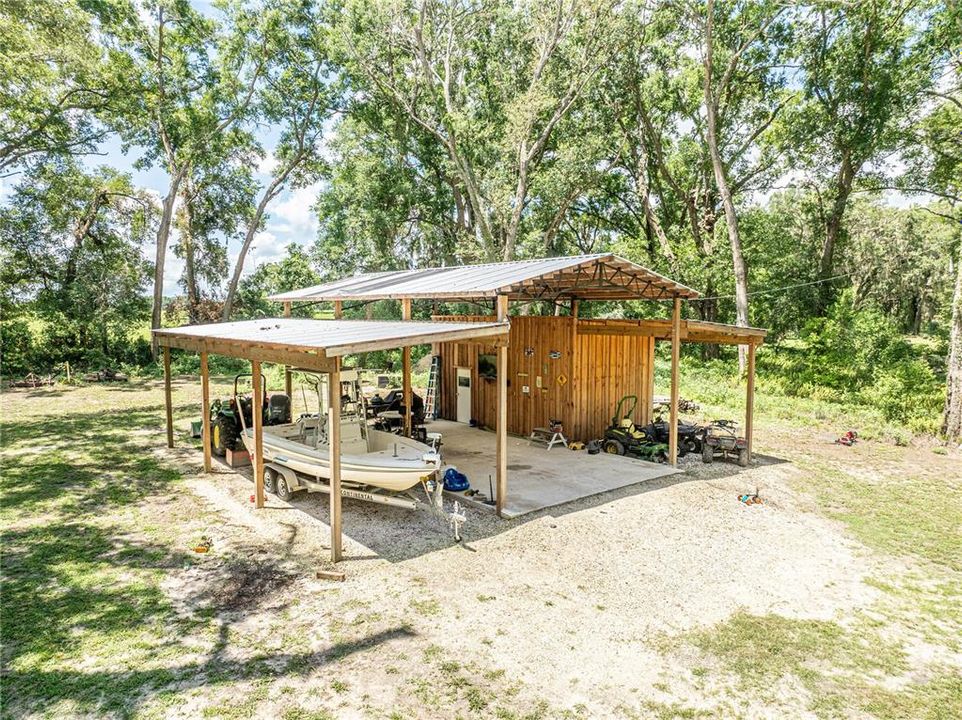 Active With Contract: $475,000 (3 beds, 2 baths, 1716 Square Feet)