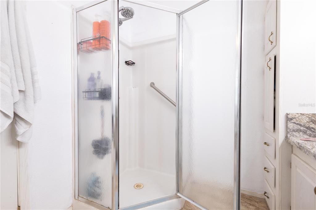 Active With Contract: $475,000 (3 beds, 2 baths, 1716 Square Feet)