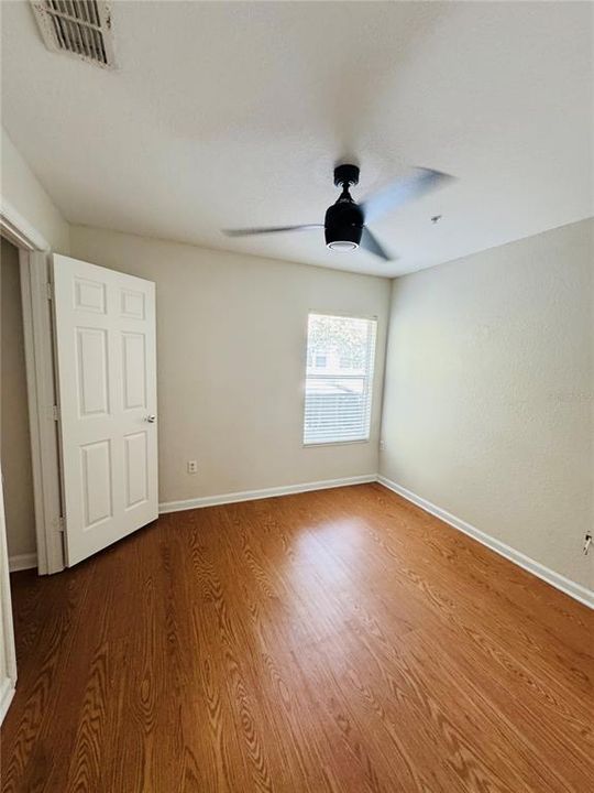 合同活跃: $2,500 (3 贝兹, 2 浴室, 1668 平方英尺)