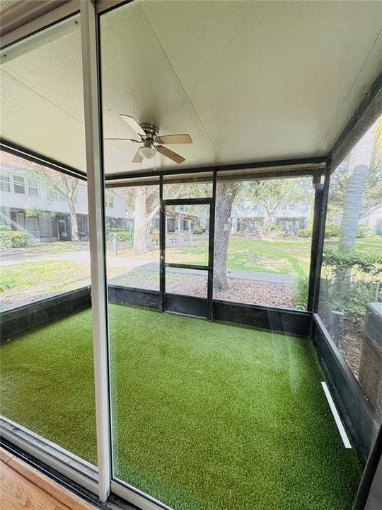 合同活跃: $2,500 (3 贝兹, 2 浴室, 1668 平方英尺)