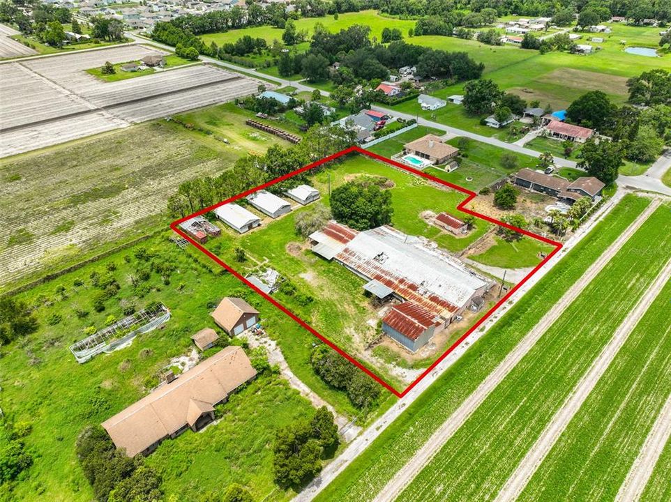 Activo con contrato: $289,000 (3 camas, 4 baños, 16654 Pies cuadrados)