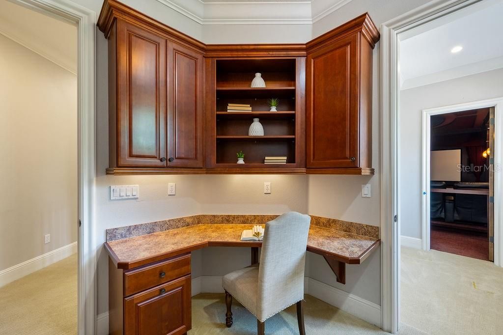 На продажу: $5,495,000 (5 спален, 6 ванн, 7278 Квадратных фут)