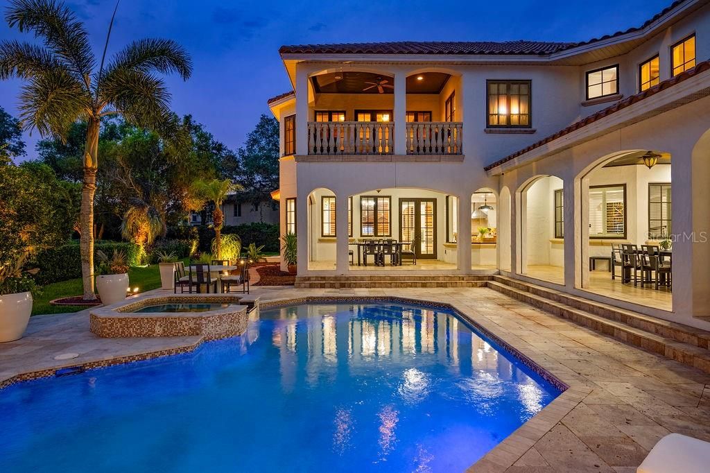 На продажу: $5,495,000 (5 спален, 6 ванн, 7278 Квадратных фут)