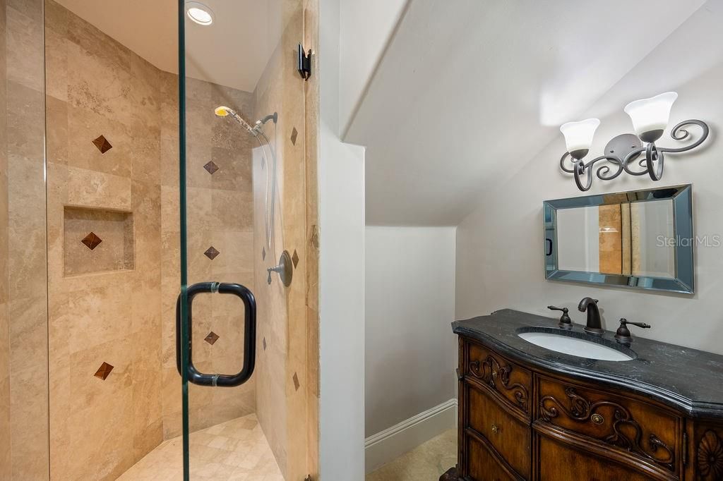 На продажу: $5,495,000 (5 спален, 6 ванн, 7278 Квадратных фут)