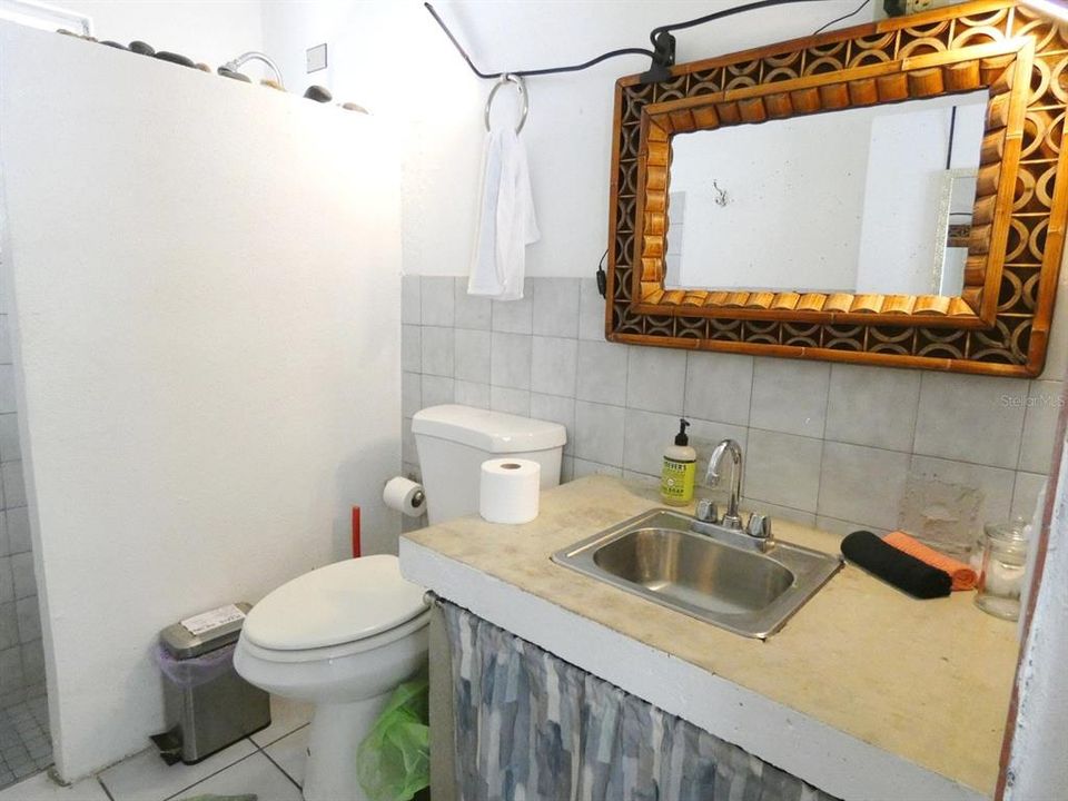 На продажу: $187,000 (1 спален, 1 ванн, 625 Квадратных фут)