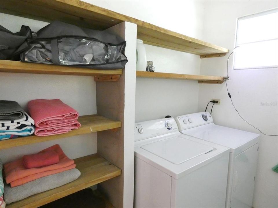 На продажу: $187,000 (1 спален, 1 ванн, 625 Квадратных фут)