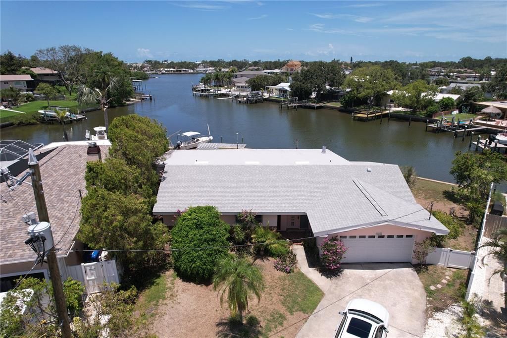 合同活跃: $775,000 (3 贝兹, 2 浴室, 2339 平方英尺)