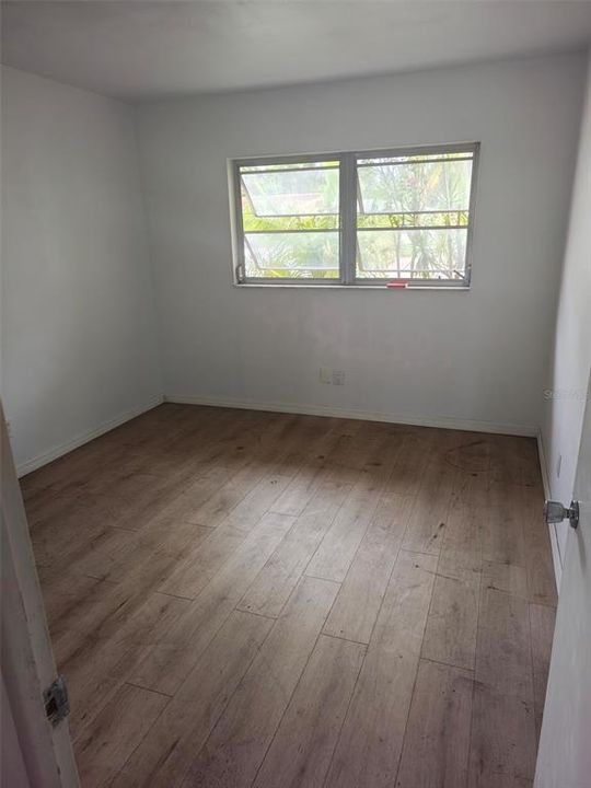 合同活跃: $775,000 (3 贝兹, 2 浴室, 2339 平方英尺)