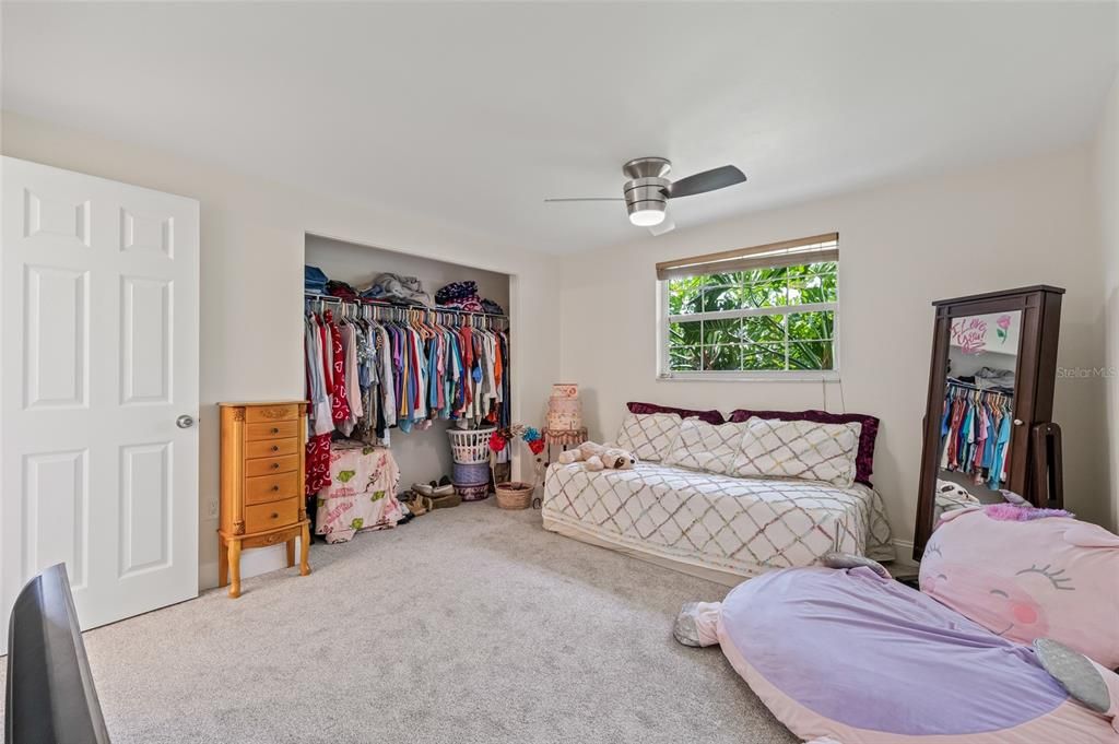 На продажу: $450,000 (2 спален, 2 ванн, 1343 Квадратных фут)