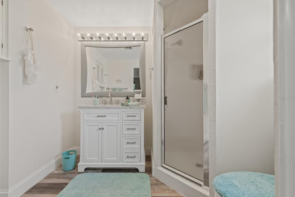 На продажу: $450,000 (2 спален, 2 ванн, 1343 Квадратных фут)